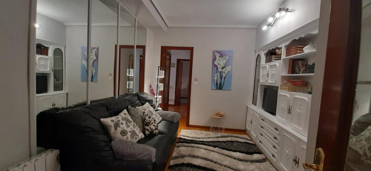Apartamento Costa Vasca Las Arenas Гечо Екстериор снимка