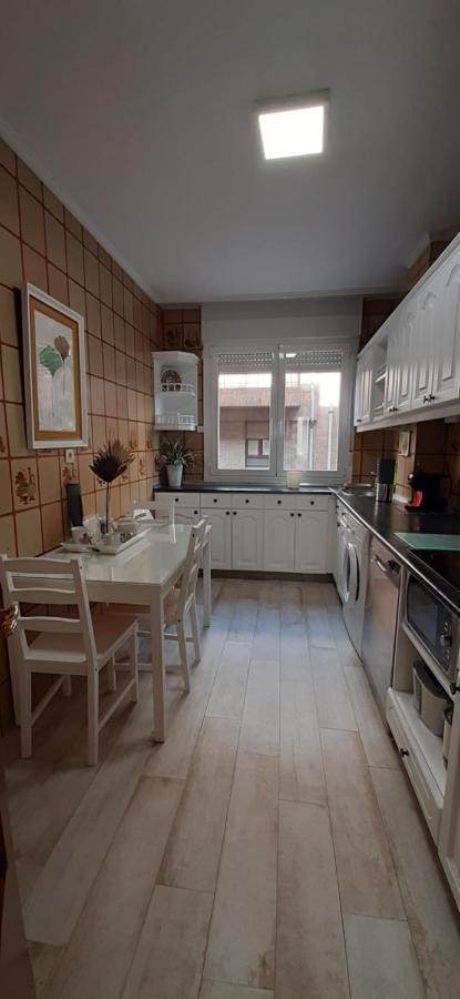 Apartamento Costa Vasca Las Arenas Гечо Екстериор снимка